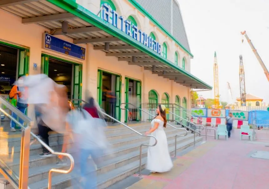 CNT Opposite MRT Sam Yot Station