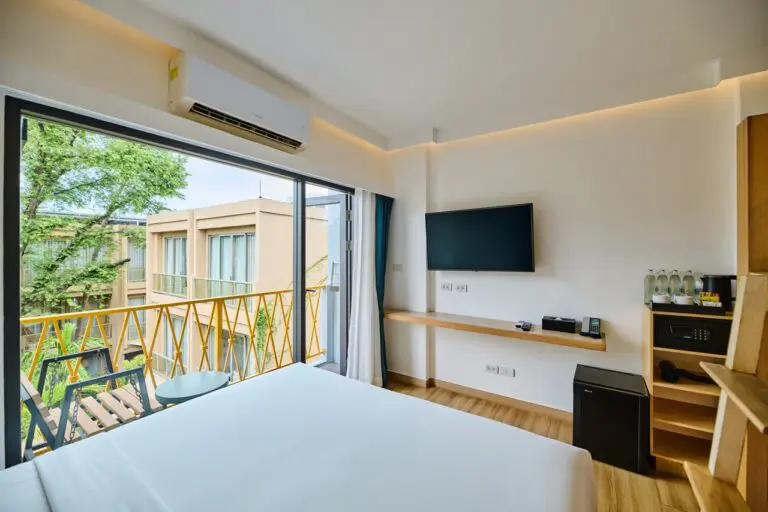 Islander Hub King 04