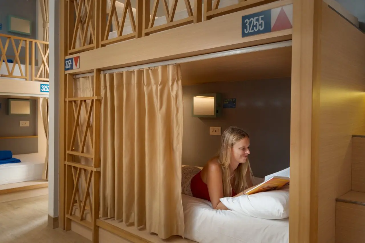 LADIES TRIBE HIDEOUT (05)