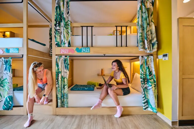 Ladies-Tribe-Hideout-01(01)