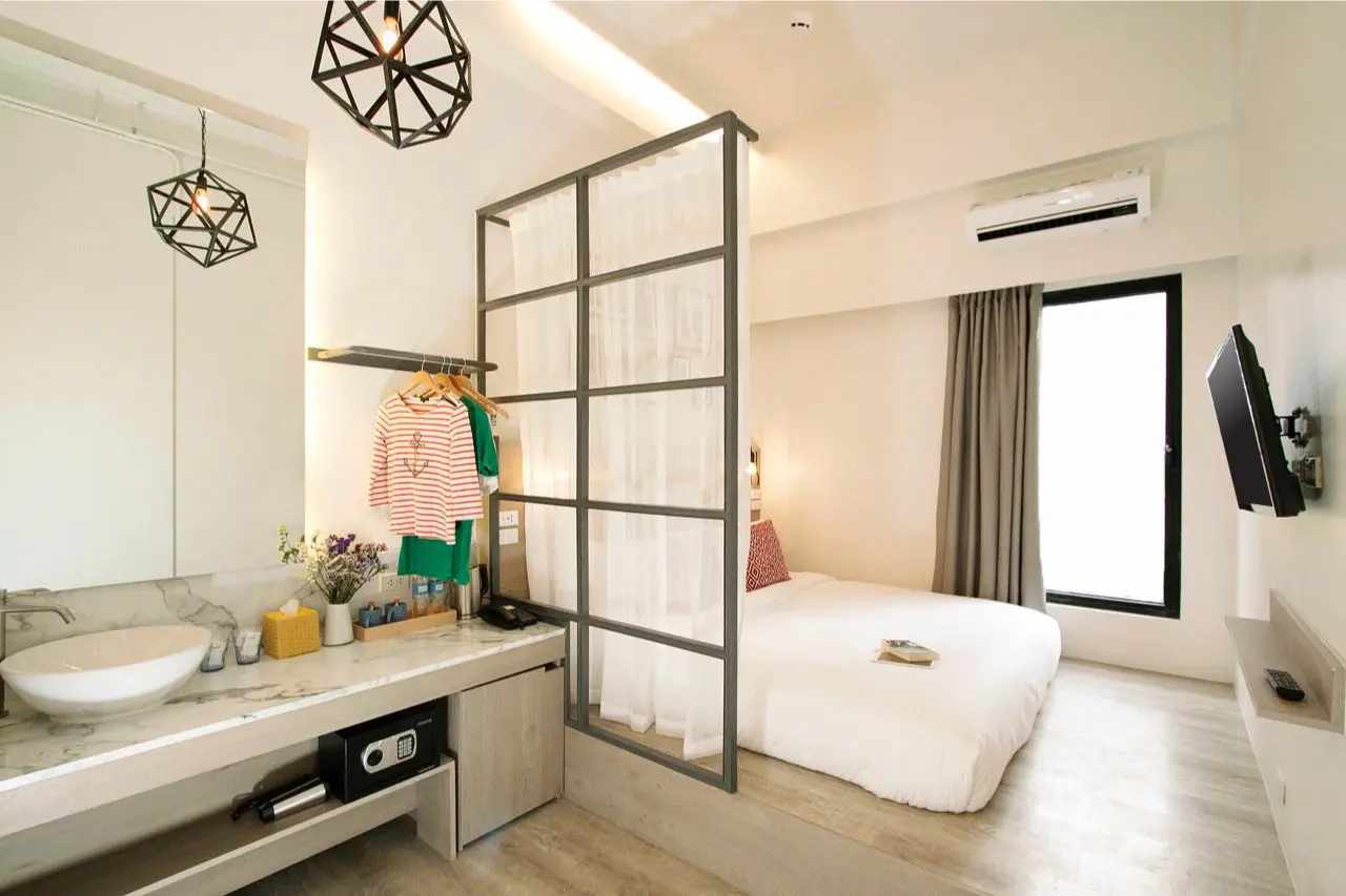 MAKATI-AVENUE-KING-2