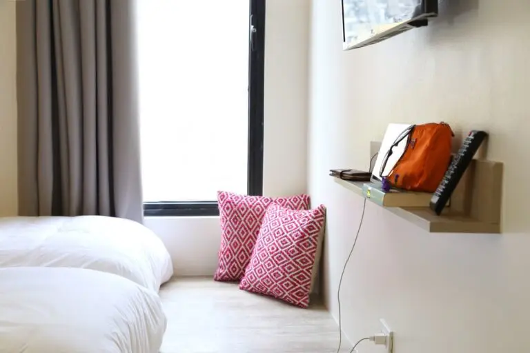 Manila Makati 48 MAKATI AVENUE TWIN (04)