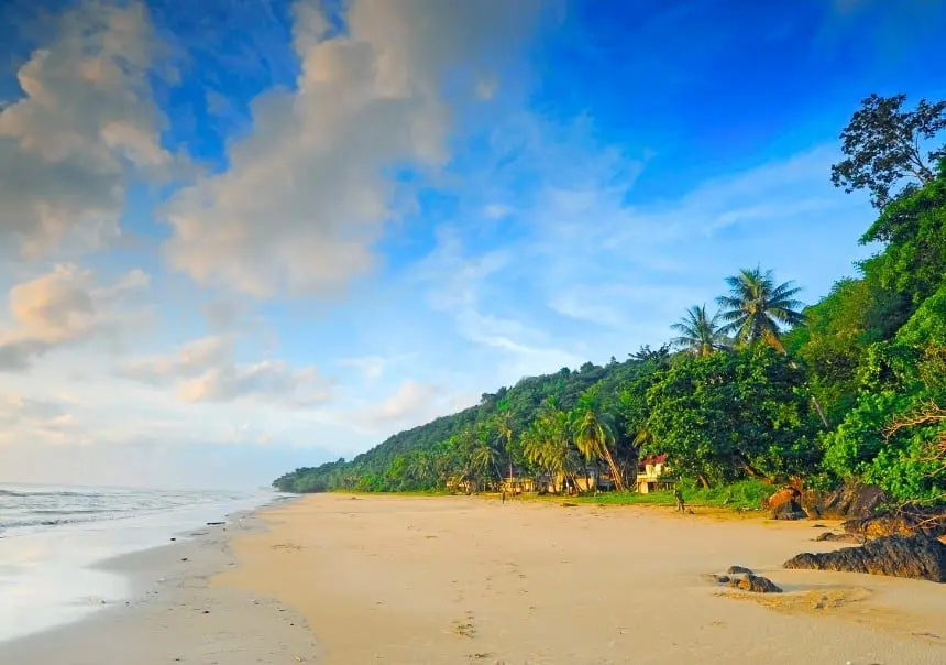 Sairee Beach central area