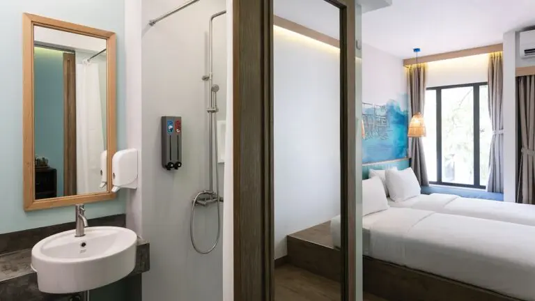 Cambodia Siem Reap 37 TONLÉ SAP TWIN (03)