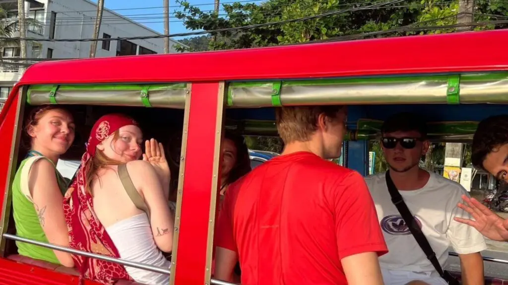 Essential Tips for Renting a Car and Traveling Solo in Thailand (2025 Guide) 4 4