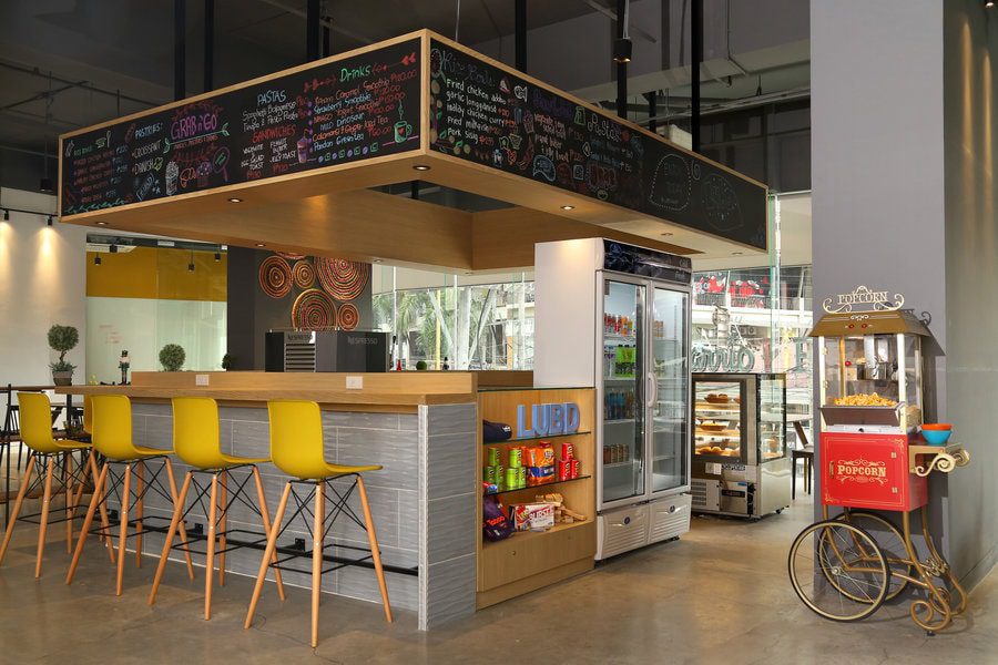 025-ดื่มกาแฟที่ The Lobby bar_ed