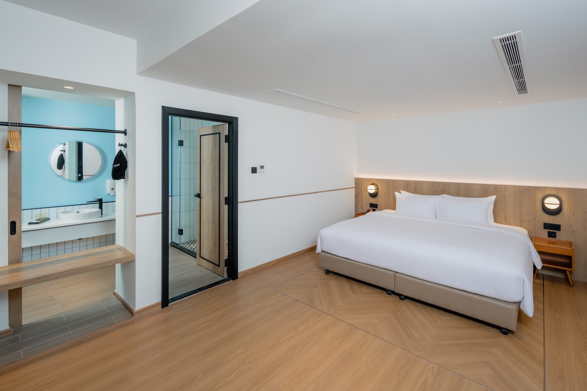 Chinatown Suite 2