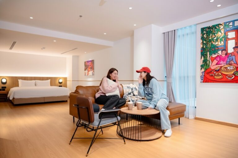 Chinatown Suite 5