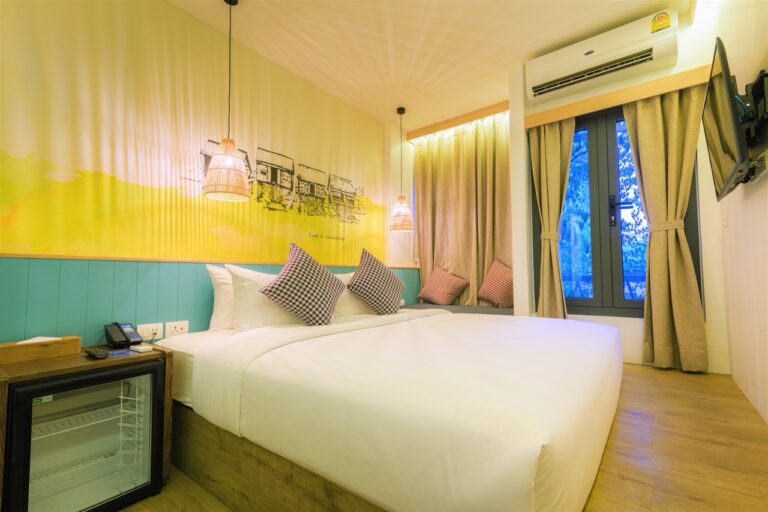 Cambodia Siem Reap 28 TONLÉ SAP KING (02)